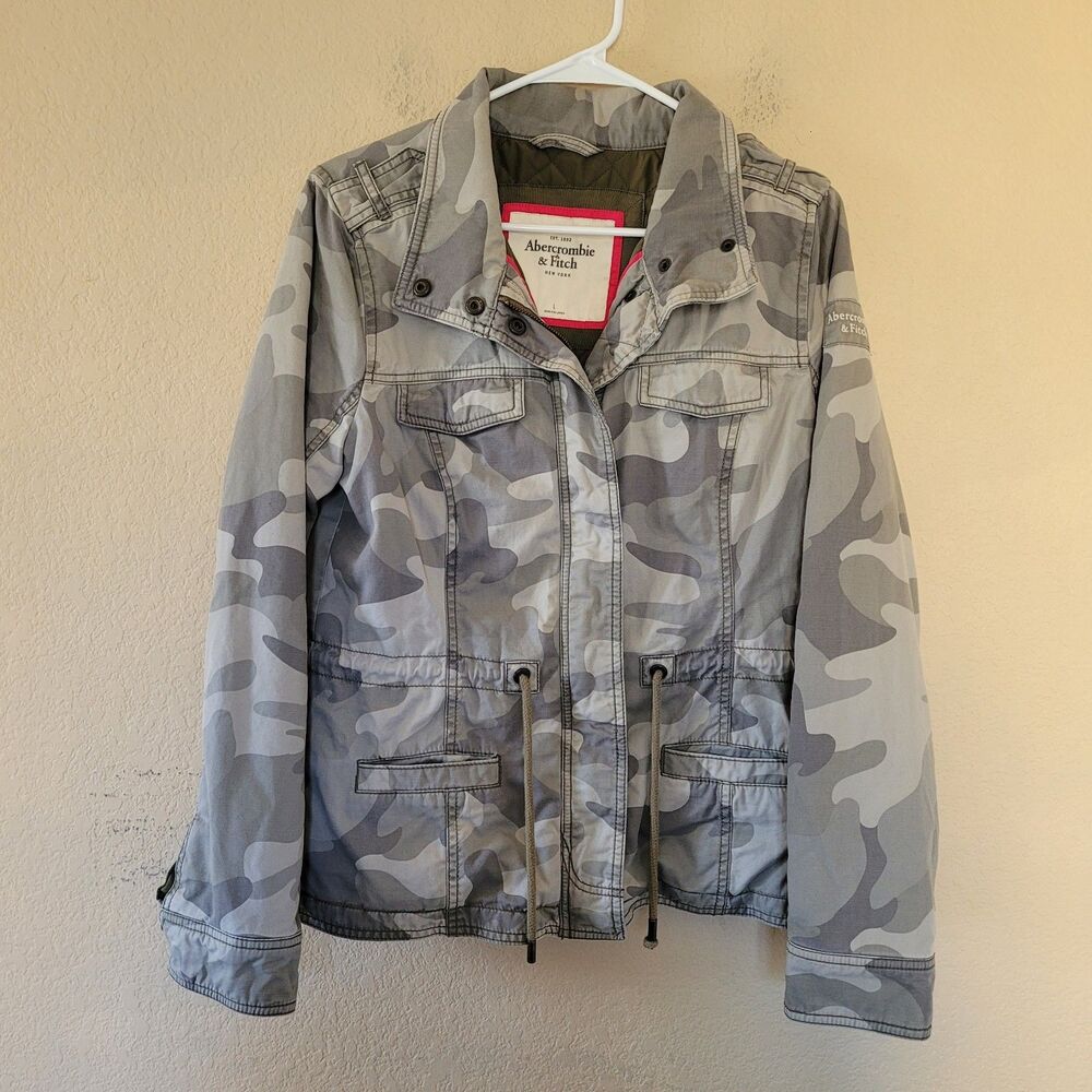 Abercrombie & Fitch Gray Camouflage Utility Jacket
